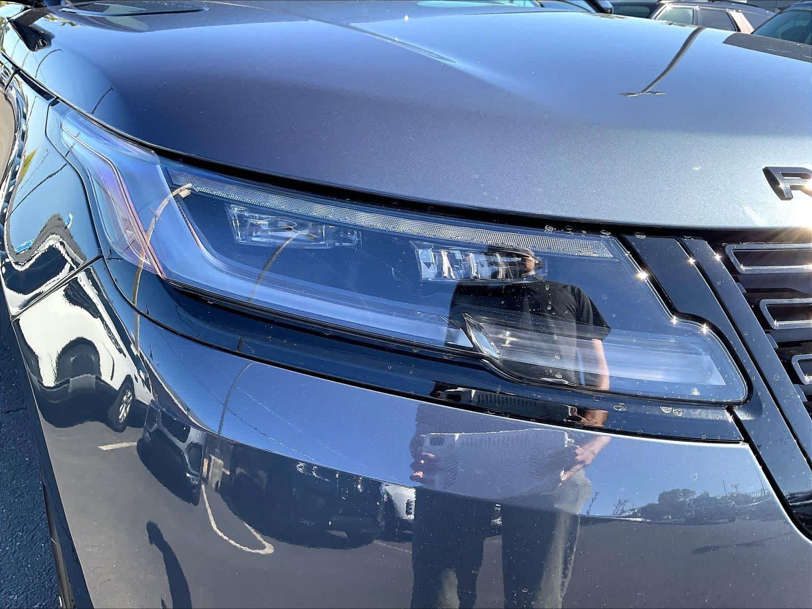 New 2026 Land Rover Range Rover Velar Belgravia AWD/4WD image 31
