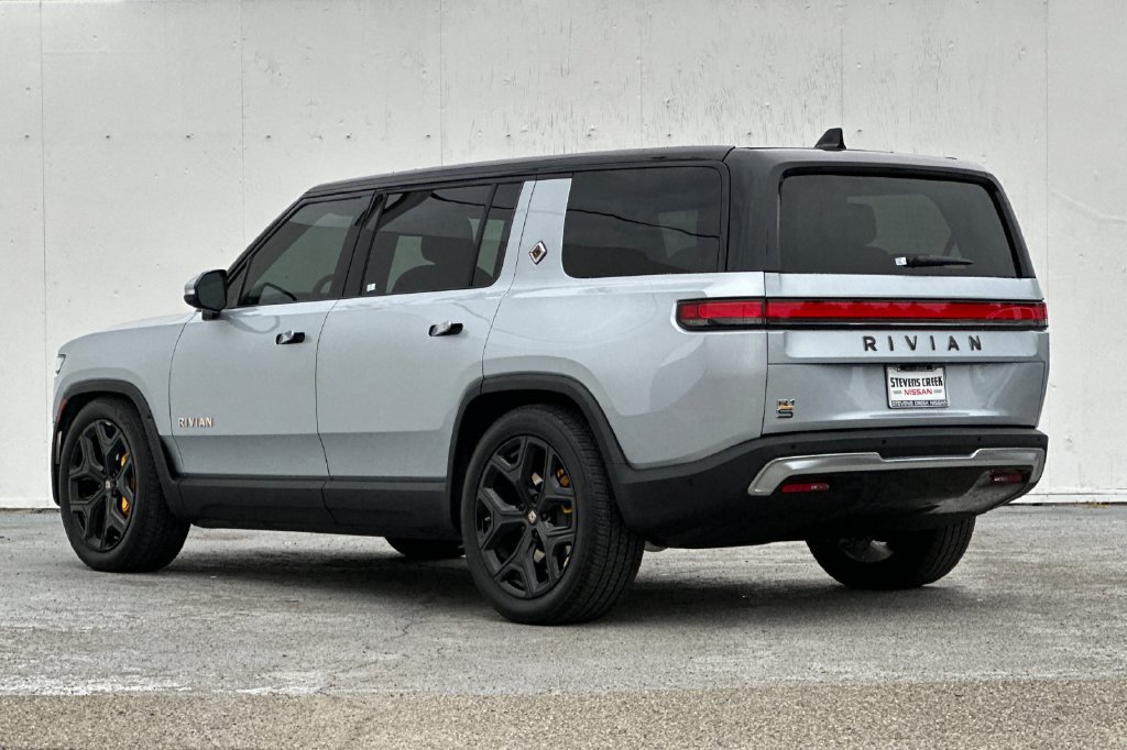 Used 2023 Rivian R1S Adventure Quad AWD/4WD image 5