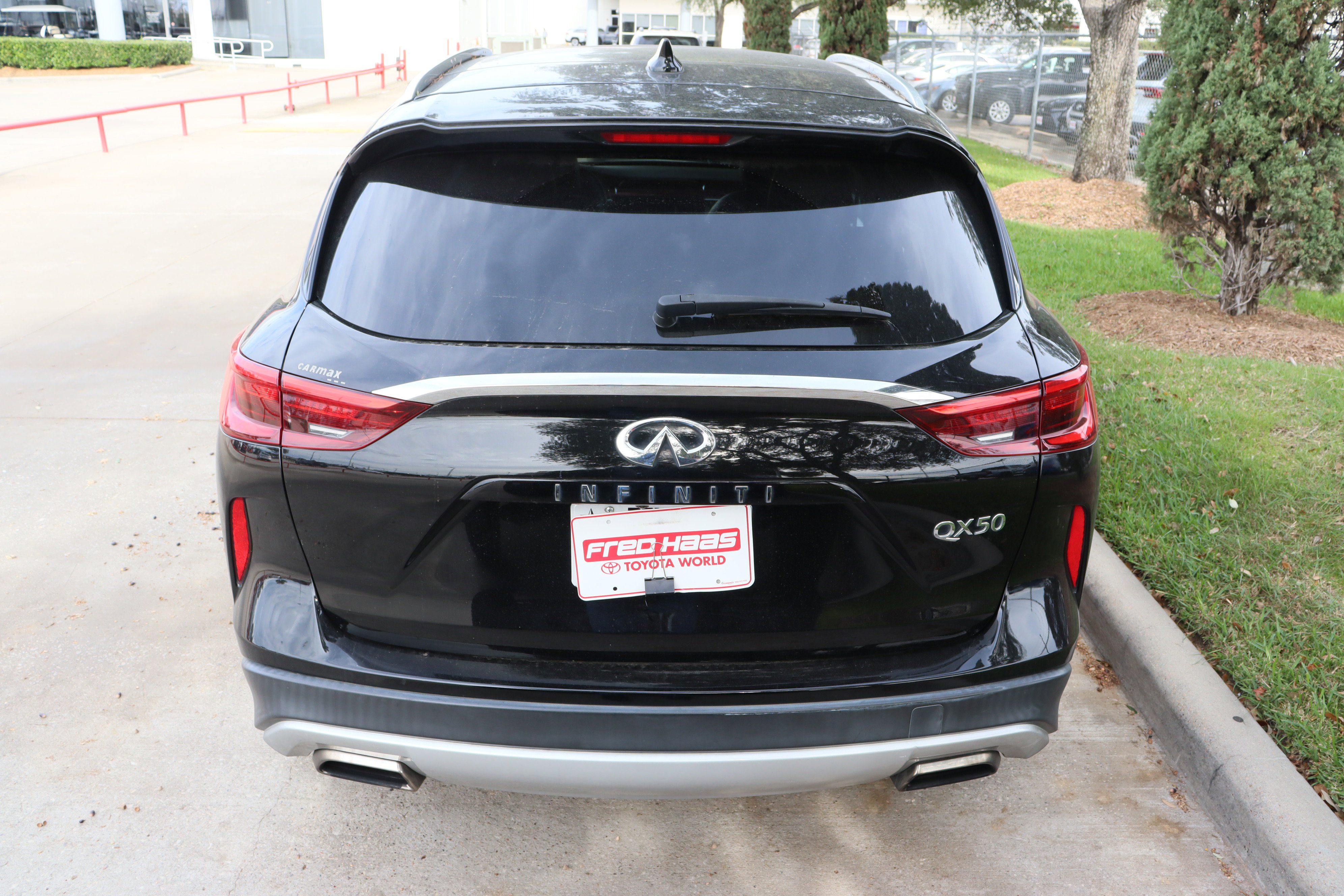 Used 2019 INFINITI QX50 Luxe image 9