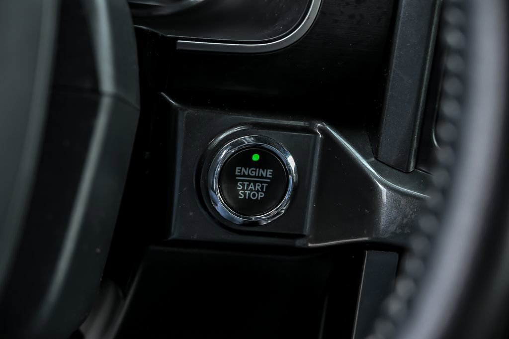 Used 2021 Ford Explorer King Ranch w/ Premium Technology Package AWD/4WD image 22