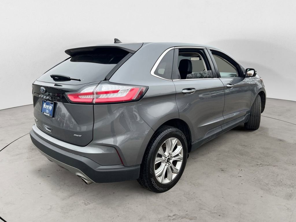 Used 2024 Ford Edge Titanium image 3