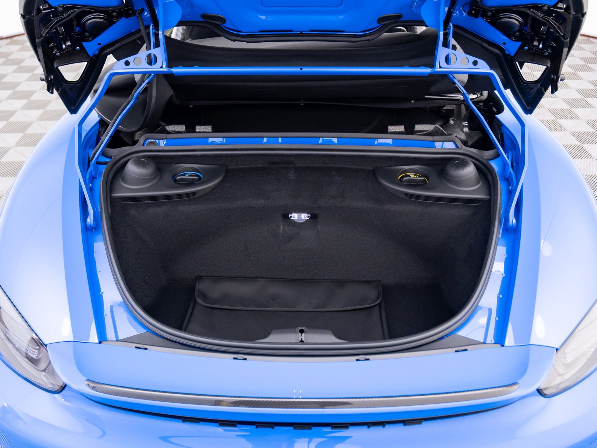 Certified 2025 Porsche 718 Boxster Spyder RS image 34