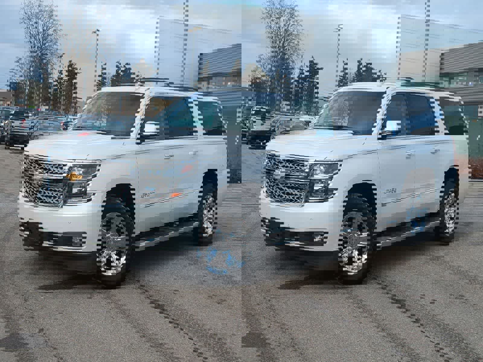 Used 2017 Chevrolet Suburban LT w/ LT Signature Package image 1