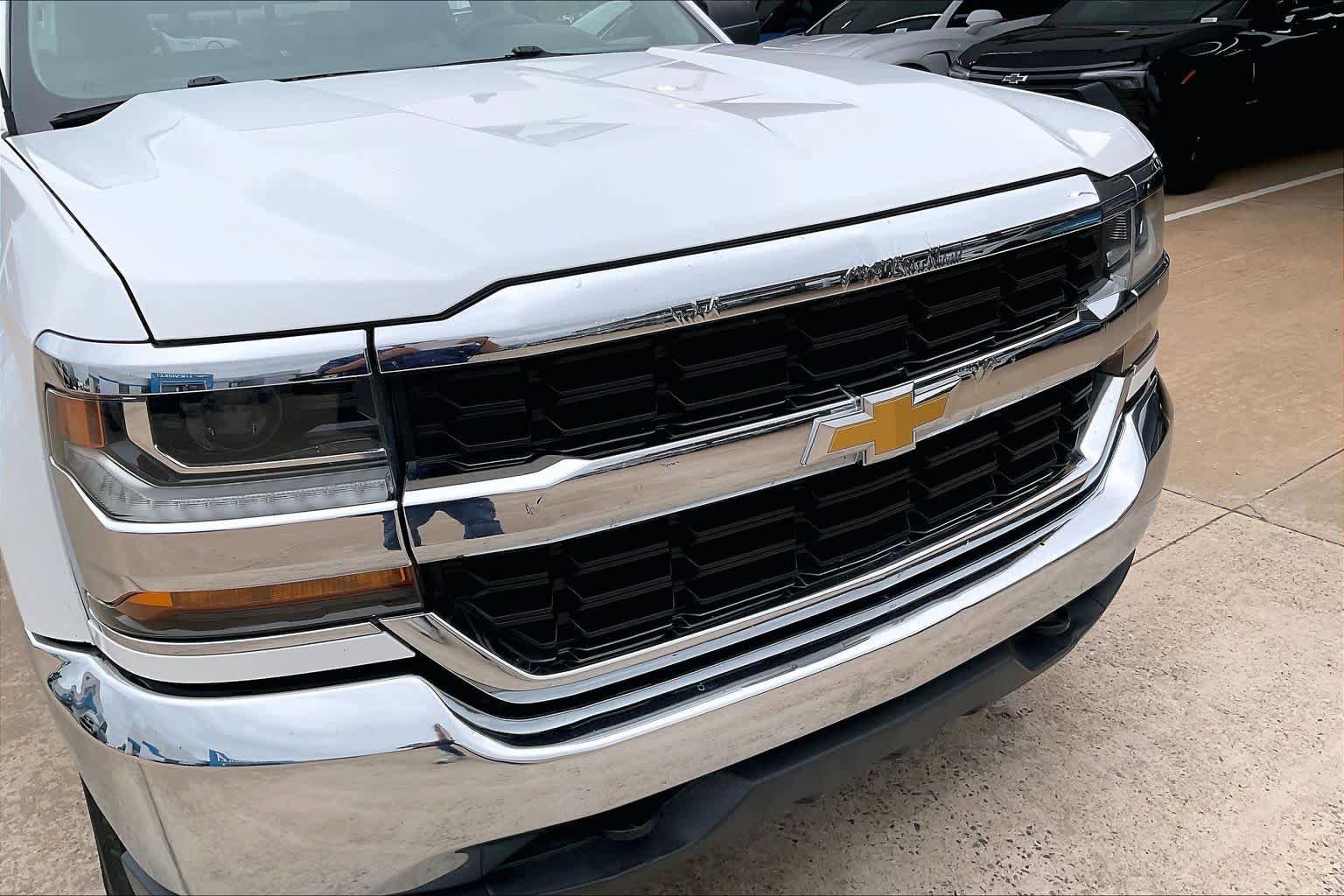 Used 2018 Chevrolet Silverado 1500 LS w/ Trailering Package AWD/4WD image 27