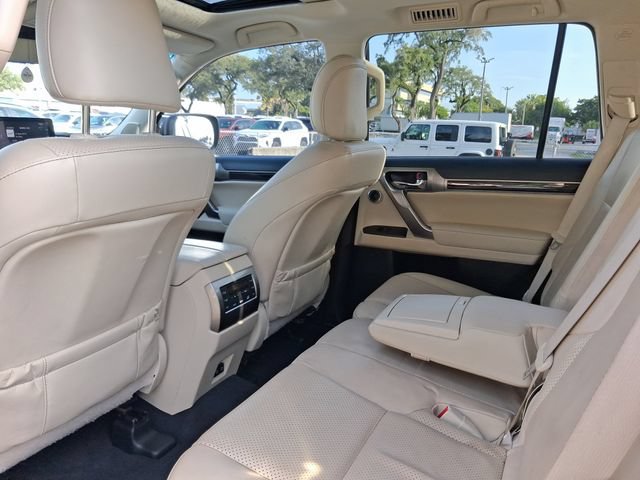 Used 2023 Lexus GX 460 Luxury w/ Accessory Package AWD/4WD image 5