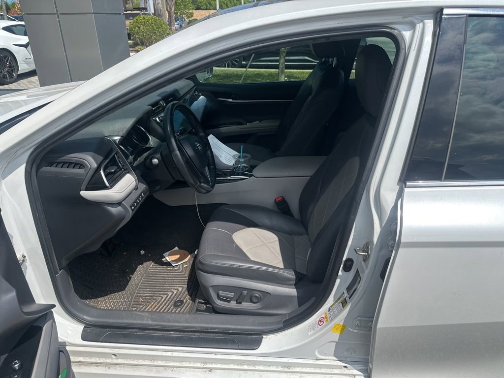Used 2019 Toyota Camry XLE w/ Driver Assist Package FWD image 10