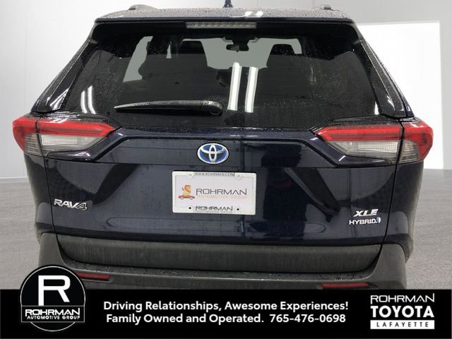 Used 2021 Toyota RAV4 XLE AWD/4WD image 5