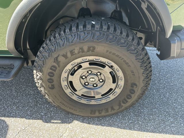 Used 2024 Ford Bronco Everglades image 19