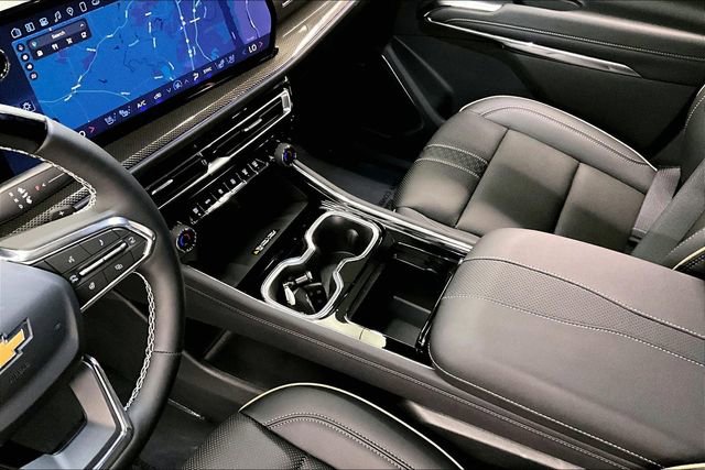 Used 2025 Chevrolet Traverse High Country image 17