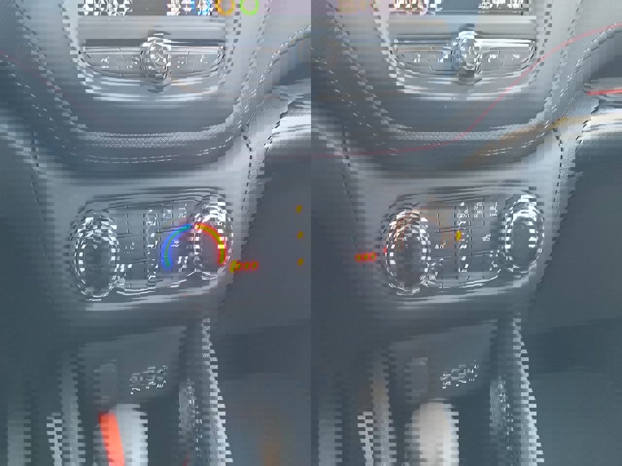 Used 2021 Chevrolet TrailBlazer RS image 18