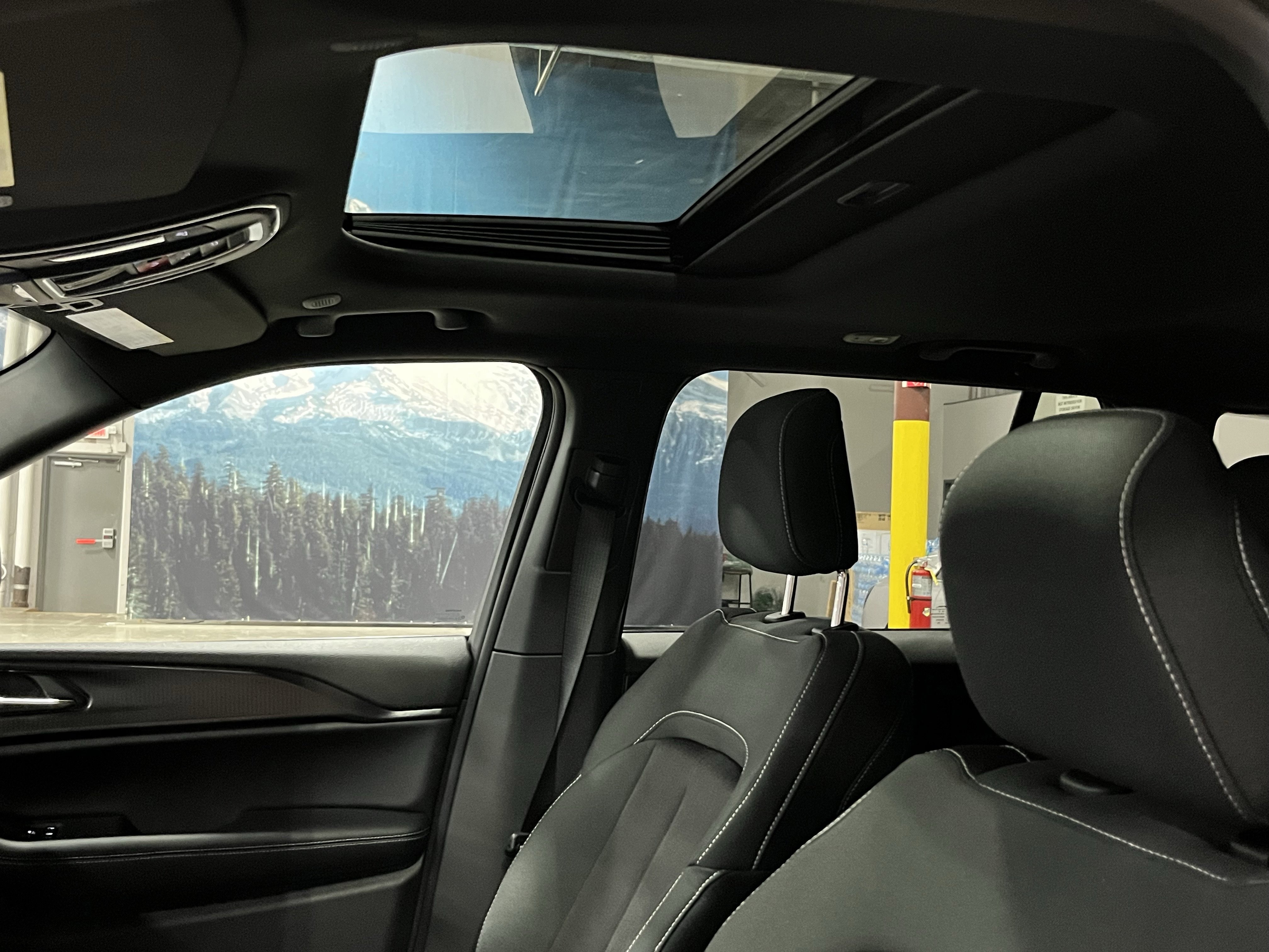 Certified 2025 Jeep Grand Cherokee Laredo X w/ Luxury Tech Group I image 19