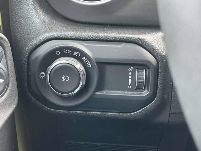 Used 2023 Jeep Wrangler Unlimited Sport AWD/4WD image 24