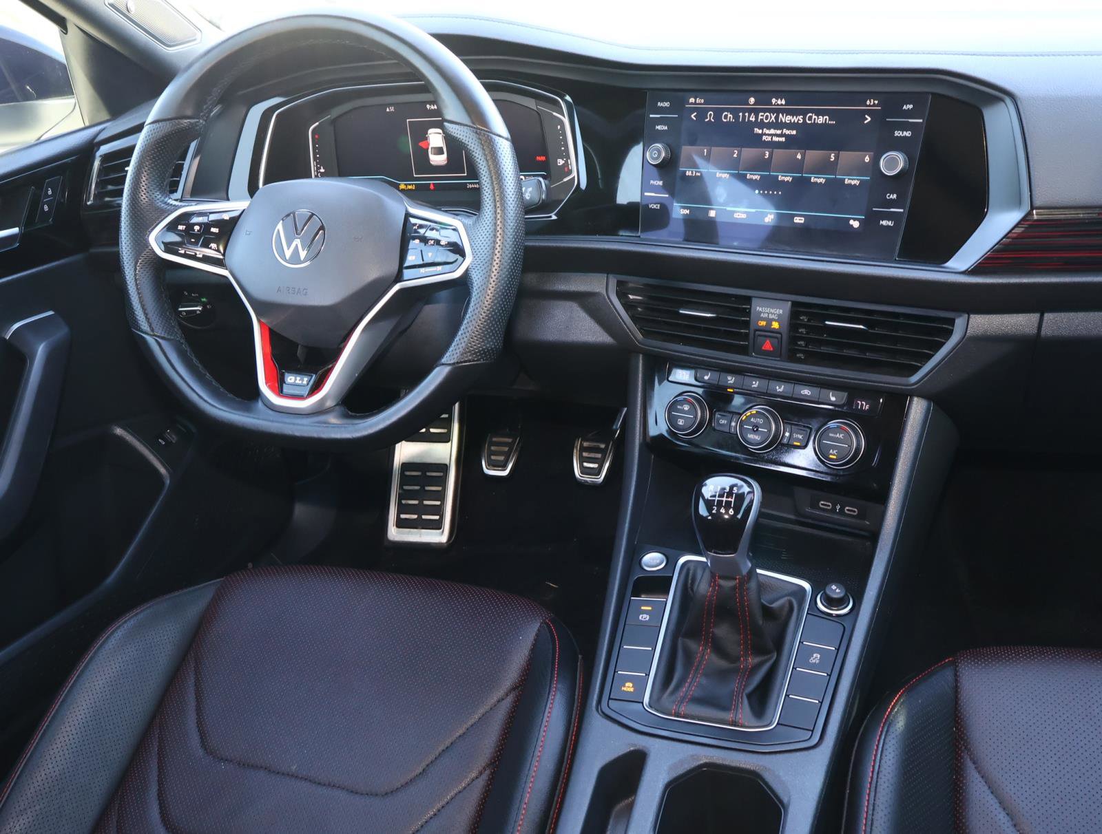 Used 2023 Volkswagen Jetta GLI Autobahn image 10