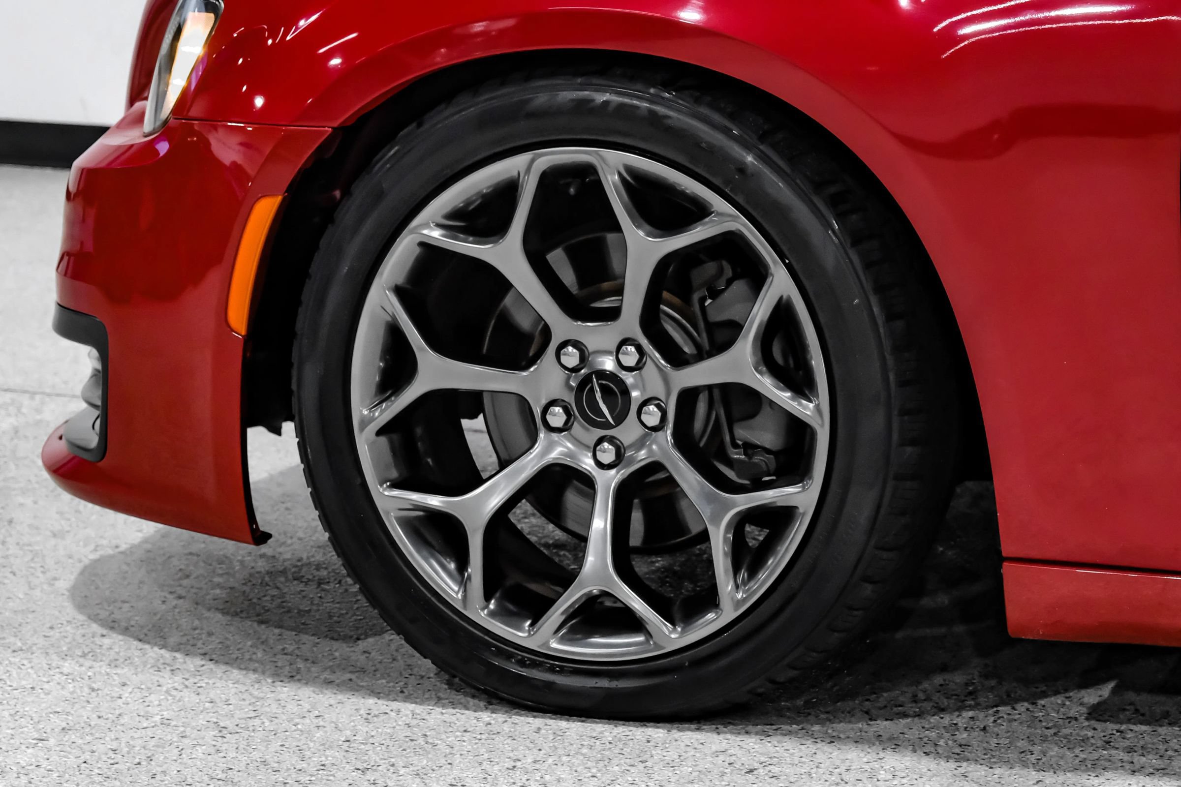 Used 2015 Chrysler 300 S RWD image 74