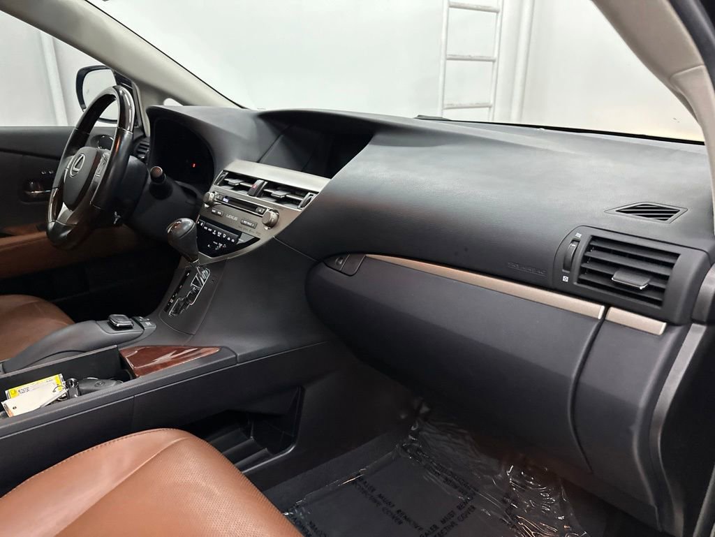 Used 2015 Lexus RX 450h AWD image 25