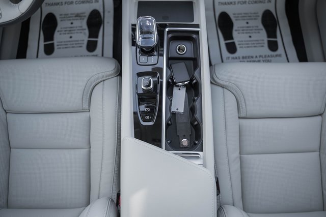 New 2026 Volvo XC60 B5 Ultra w/ Protection Package Premier image 25