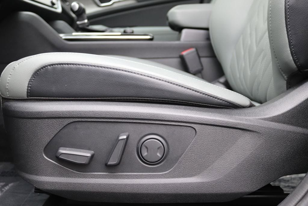 Used 2023 Kia Sportage X-Line w/ X-Line Premium Package image 11