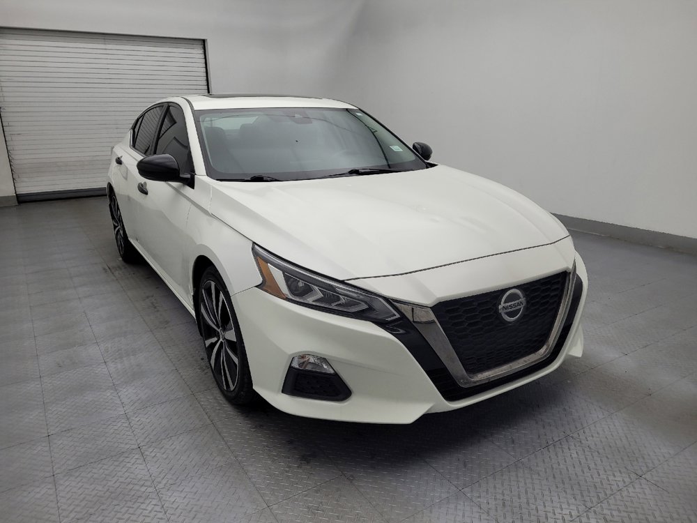 Used 2020 Nissan Altima 2.5 SR w/ Premium Package FWD image 13