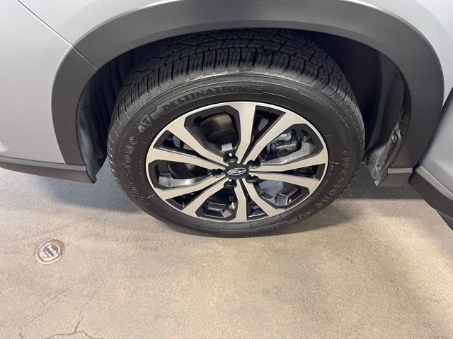 Used 2023 Subaru Forester Limited image 29