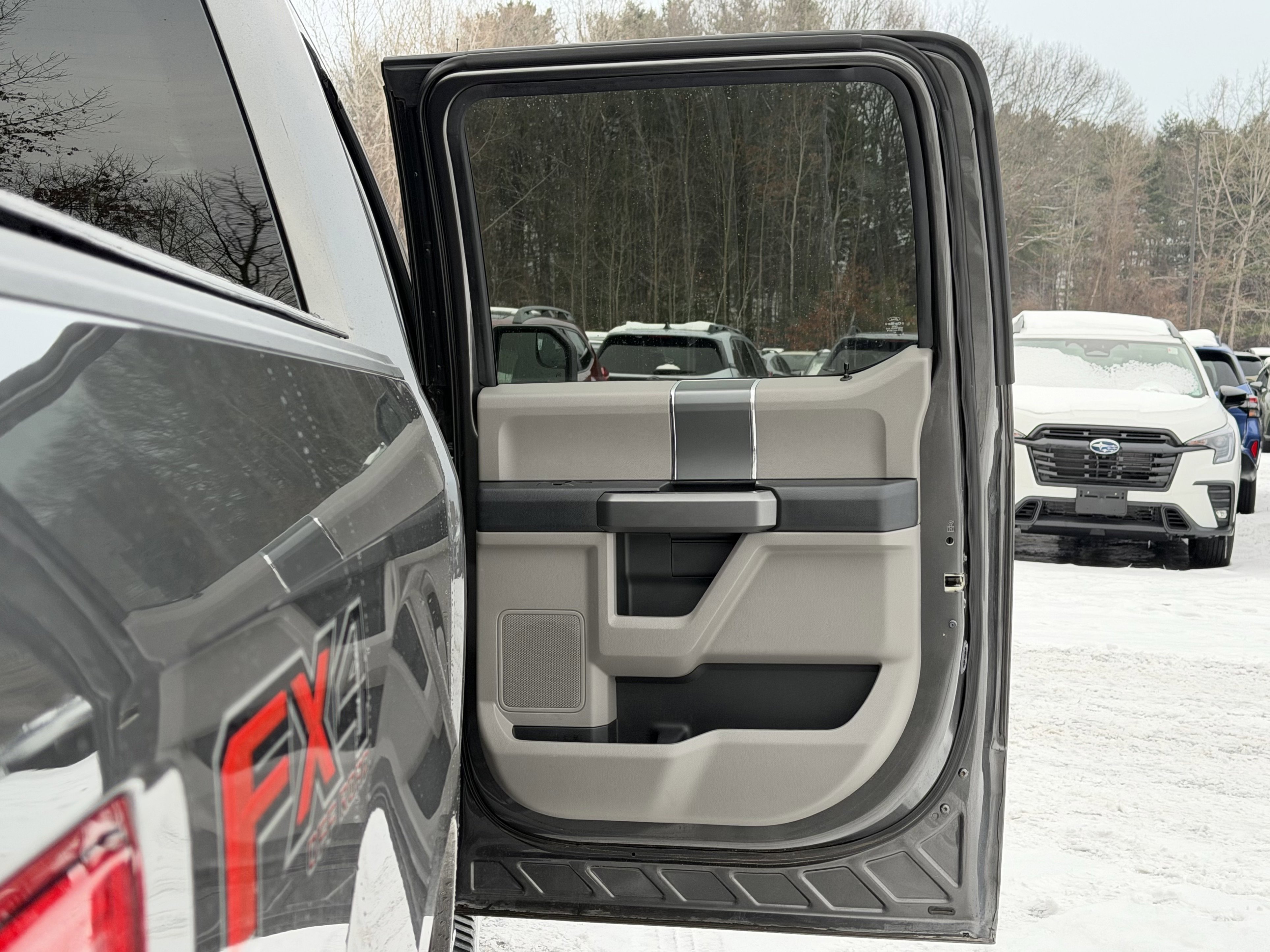 Used 2015 Ford F150 XLT w/ Equipment Group 301A Mid image 36