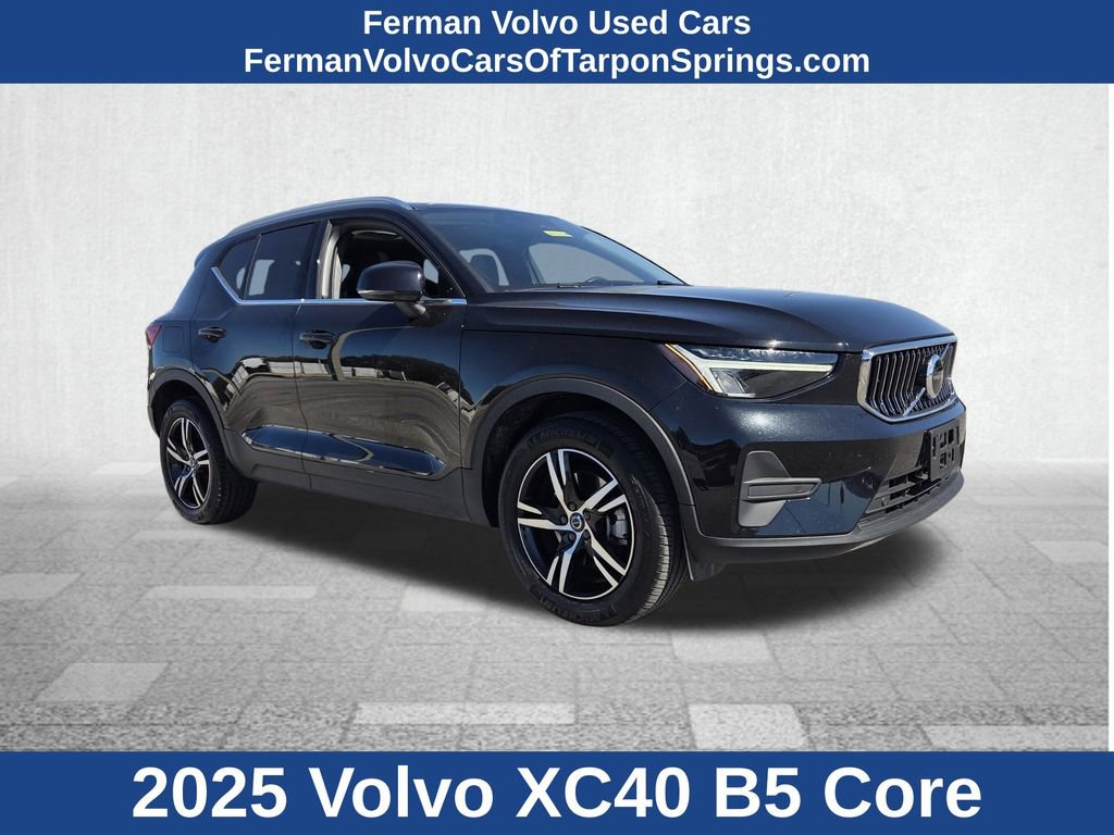 Certified 2025 Volvo XC40 B5 Core image 1