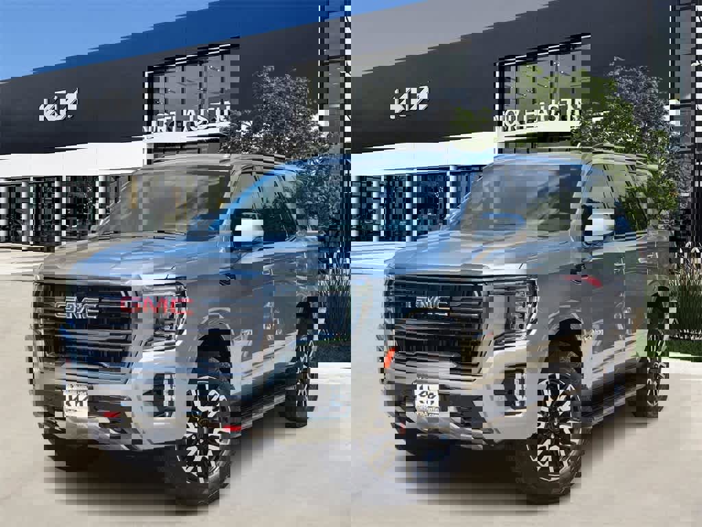 Used 2024 GMC Yukon AT4