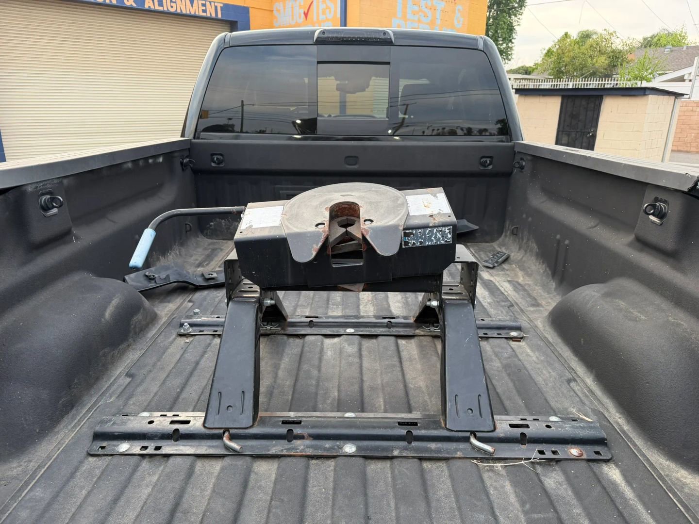 Used 2018 GMC Sierra 3500 Denali w/ Duramax Plus Package AWD/4WD image 9