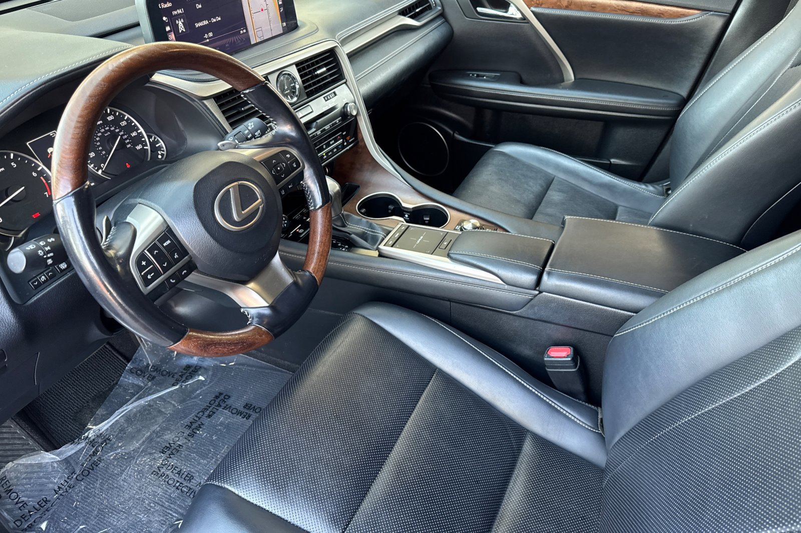 Used 2022 Lexus RX 350L FWD w/ Premium Package image 10