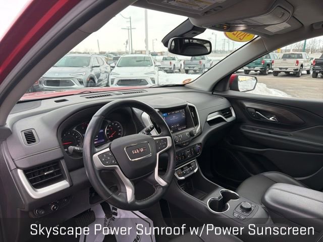 Used 2023 GMC Terrain SLT image 33