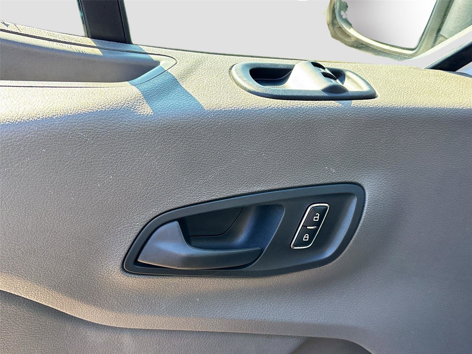 Used 2024 Ford Transit 350 XLT image 18