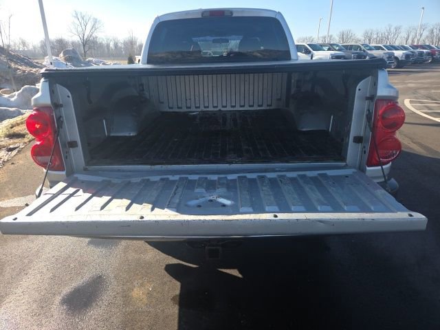 Used 2005 Dodge Dakota SLT image 10