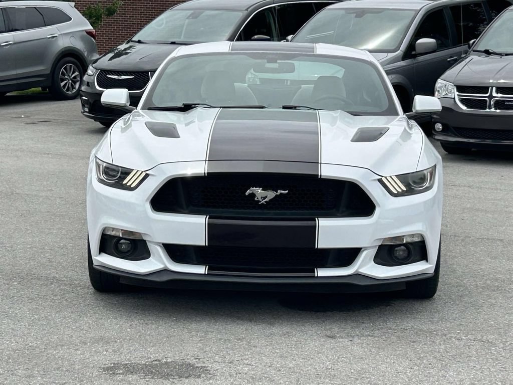 Used 2015 Ford Mustang GT RWD image 2