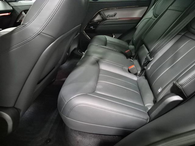 Used 2025 Land Rover Range Rover Sport SE AWD/4WD image 10