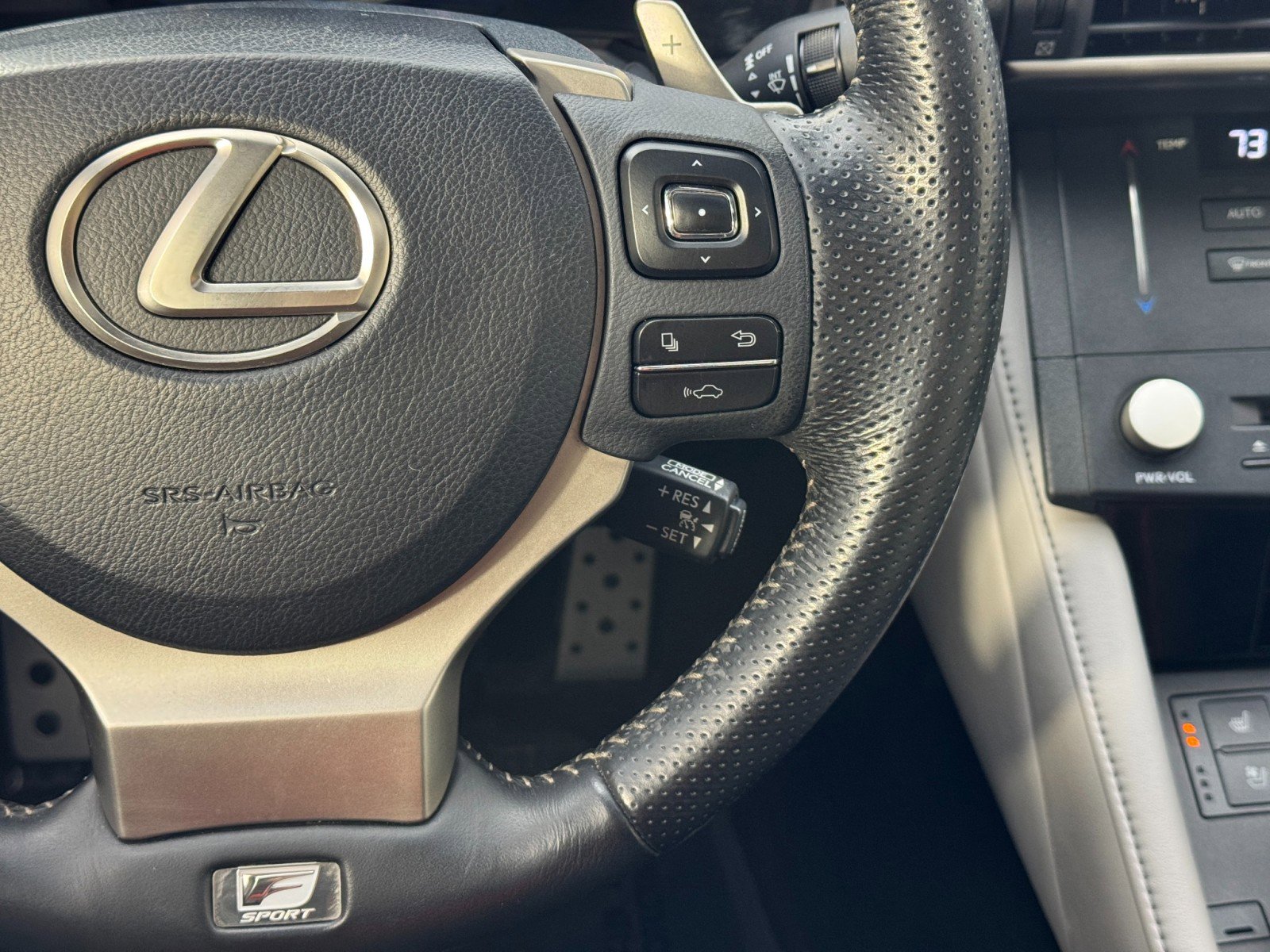 Used 2015 Lexus RC 350 w/ F Sport w/Summer Tires image 23