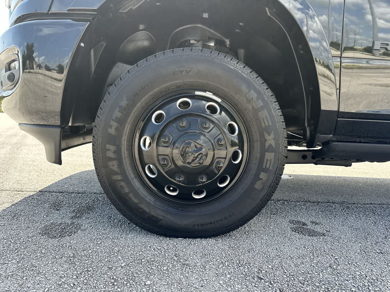Certified 2024 RAM 3500 Limited AWD/4WD image 13