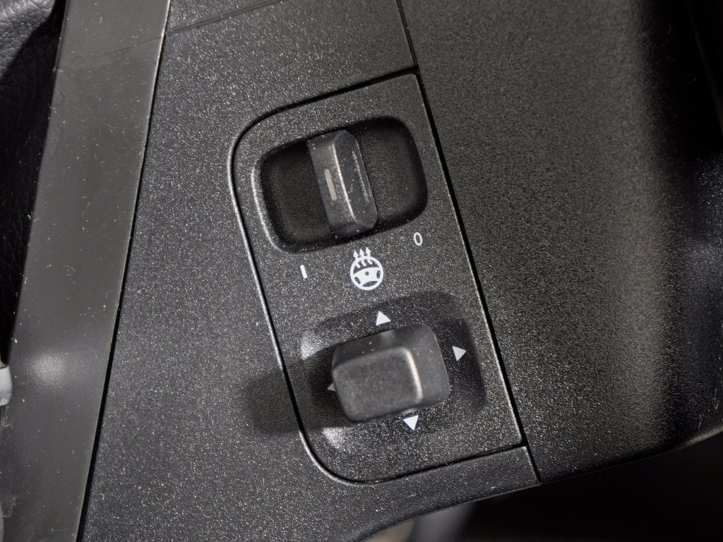 Certified 2025 Mercedes-Benz GLS 580 4MATIC image 23