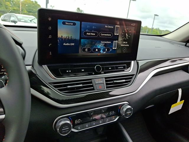 New 2025 Nissan Altima 2.5 SR w/ SR Premium Package image 8