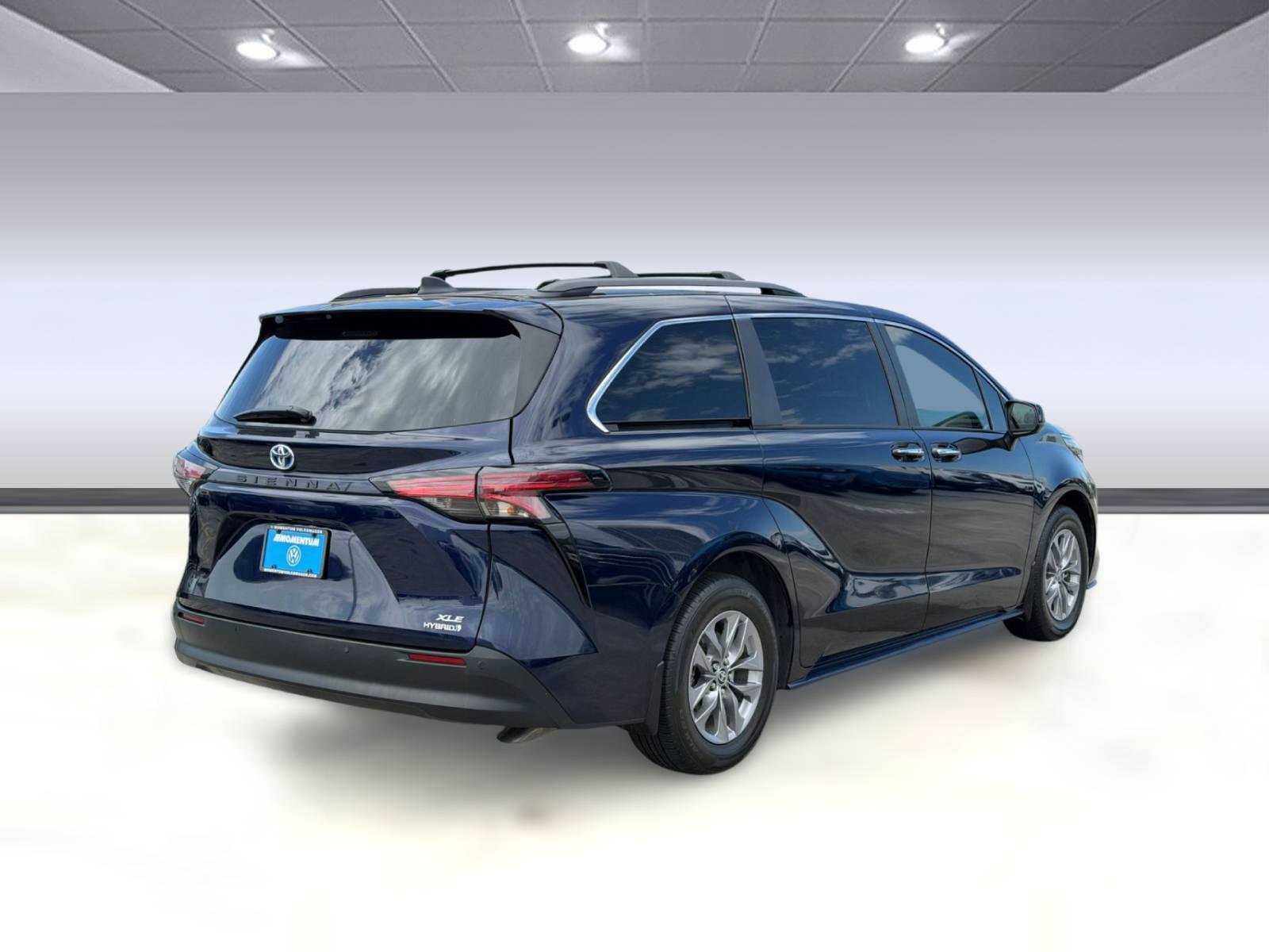 Used 2022 Toyota Sienna XLE FWD image 9