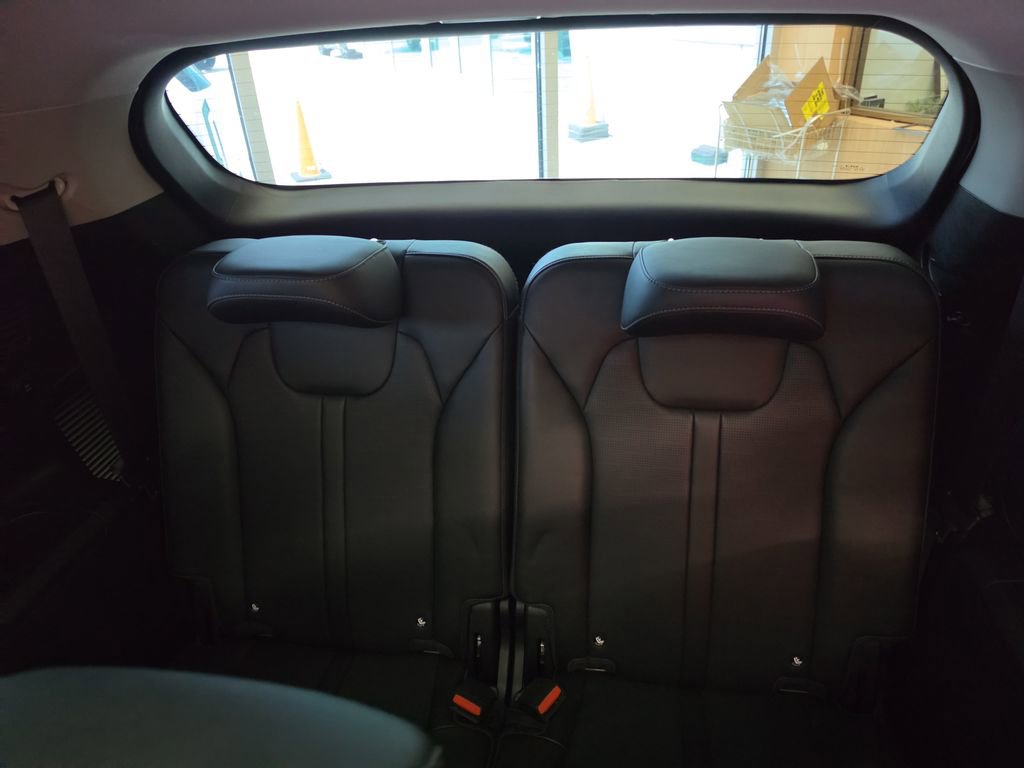 Certified 2024 Kia Sorento S w/ Panoramic Sunroof Package FWD image 44