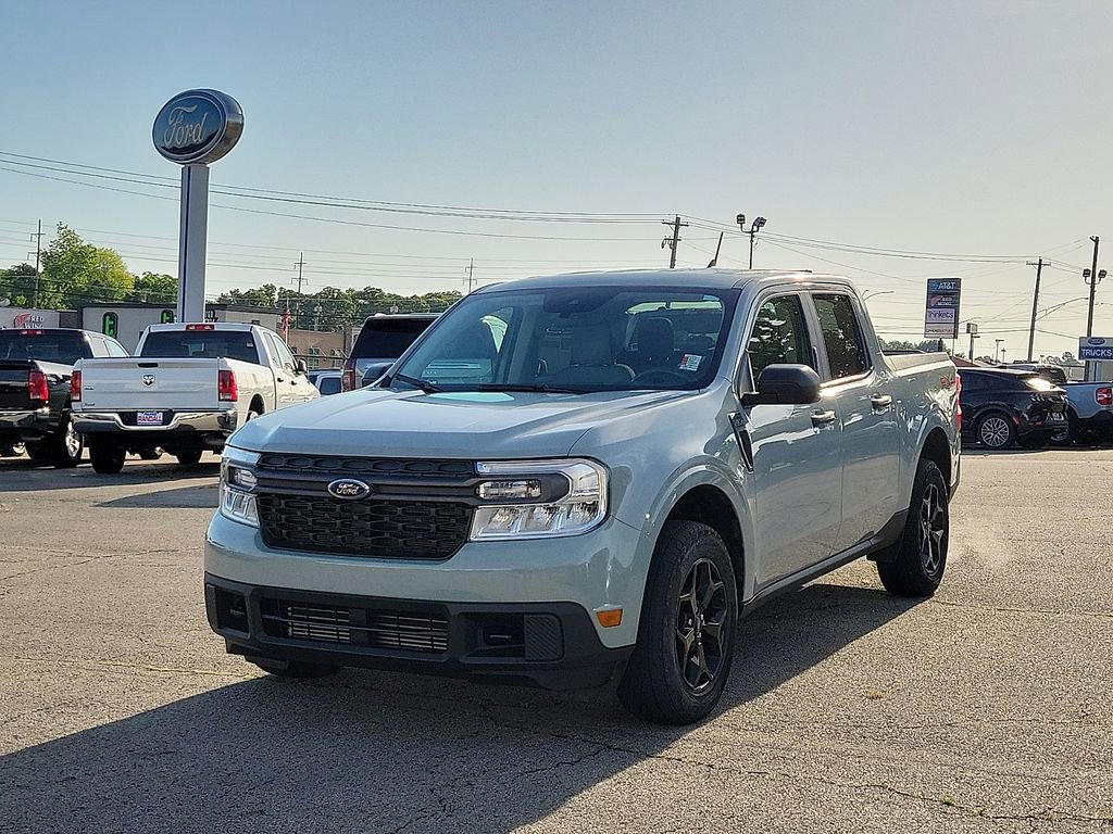 Used 2023 Ford Maverick XLT w/ Equipment Group 300A Standard AWD/4WD image 2