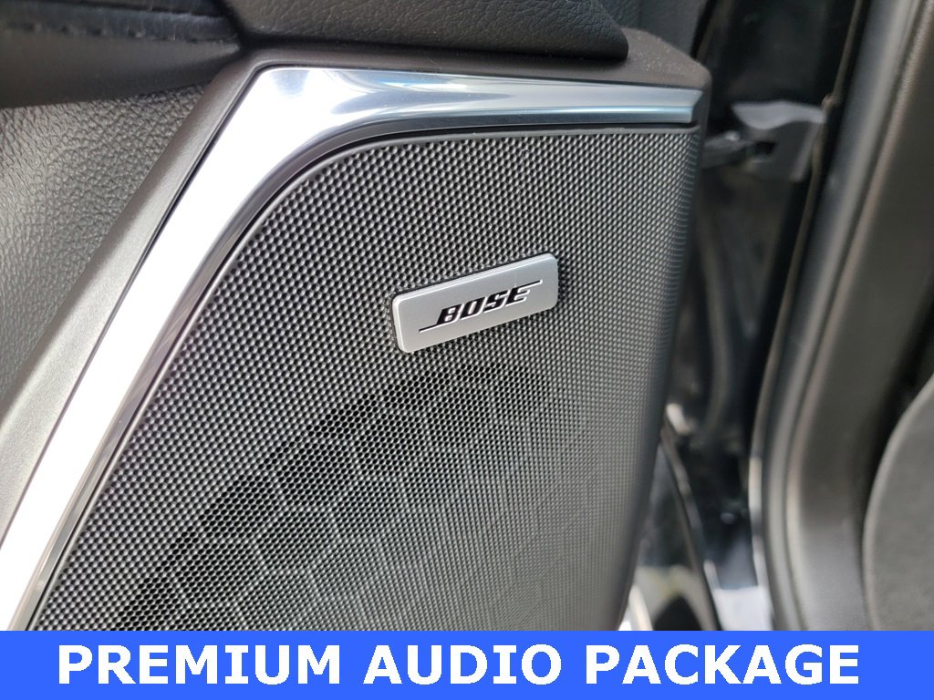 Used 2017 Cadillac Escalade Premium Luxury image 28