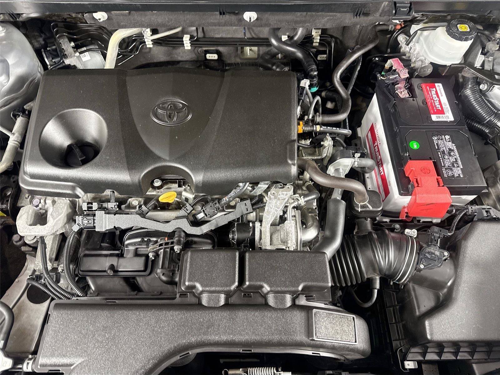 Used 2021 Toyota RAV4 XLE FWD image 52