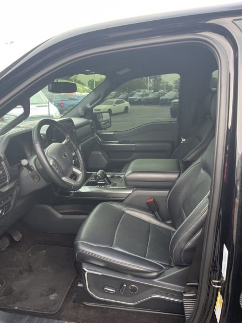 Used 2022 Ford F150 Lariat w/ Equipment Group 502A High AWD/4WD image 22