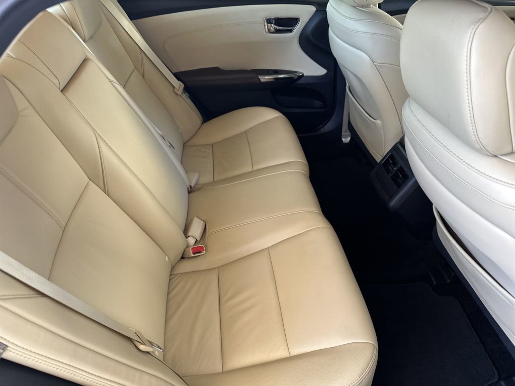 Used 2018 Toyota Avalon XLE Premium image 33