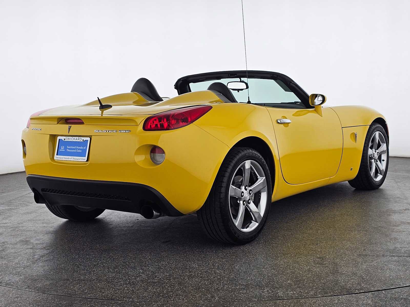 Used 2008 Pontiac Solstice GXP w/ Premium Package image 26