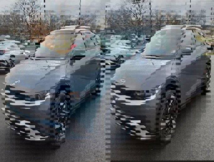 New 2025 Hyundai Ioniq 5 SEL