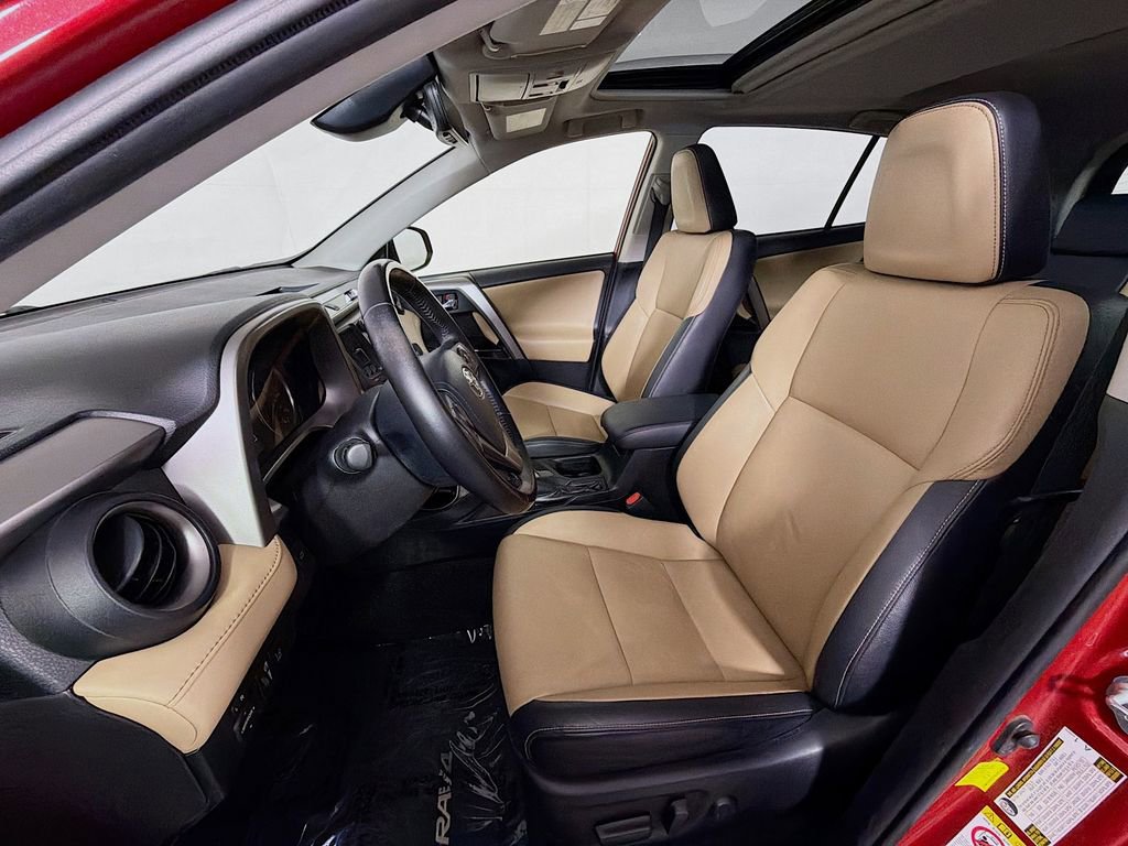 Used 2016 Toyota RAV4 Limited w/ Advanced Technology Package image 12