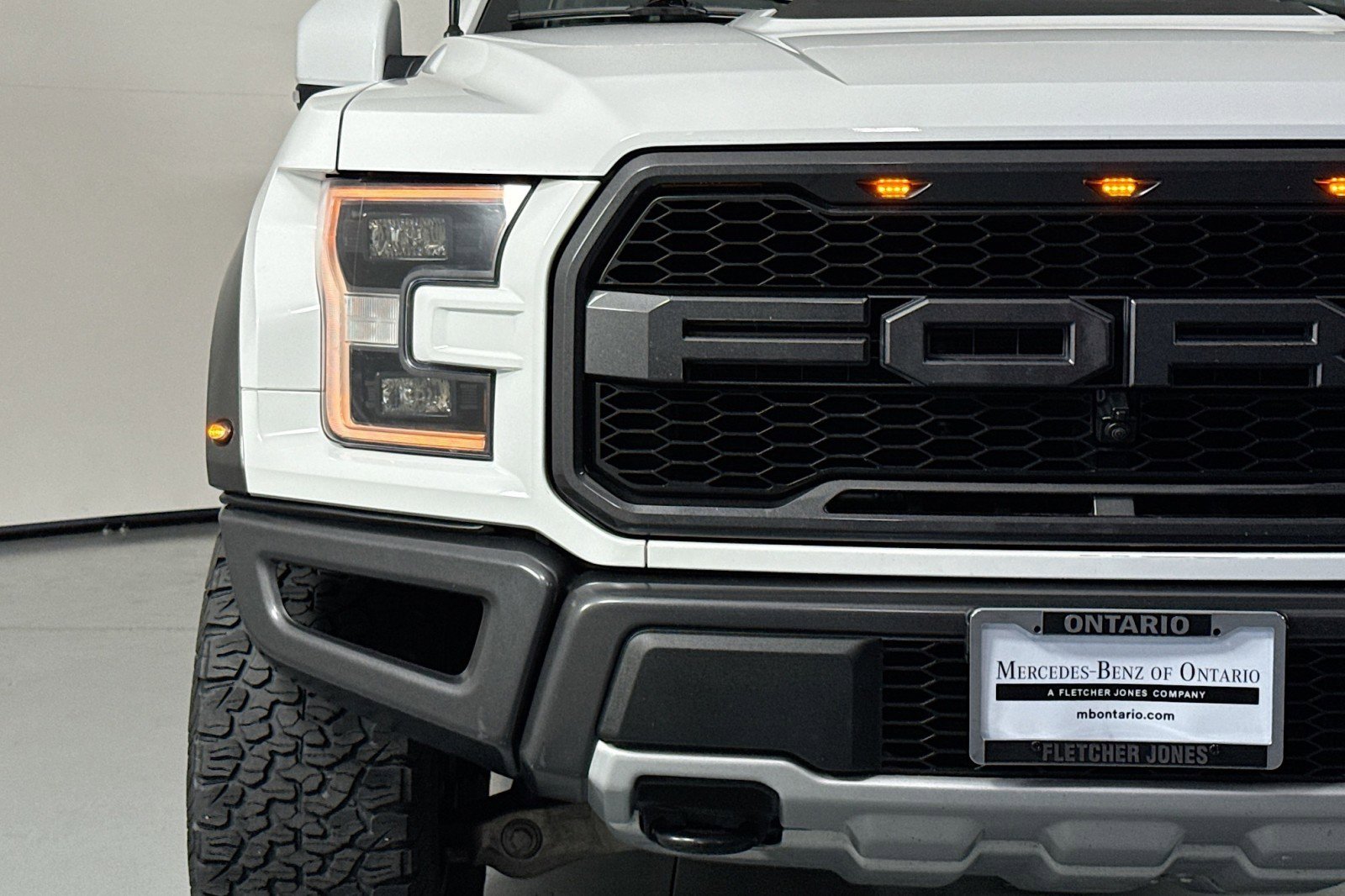 Used 2018 Ford F150 Raptor w/ Equipment Group 802A Luxury AWD/4WD image 16