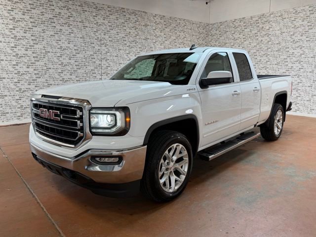 Used 2017 GMC Sierra 1500 SLE w/ SLE Value Package image 3