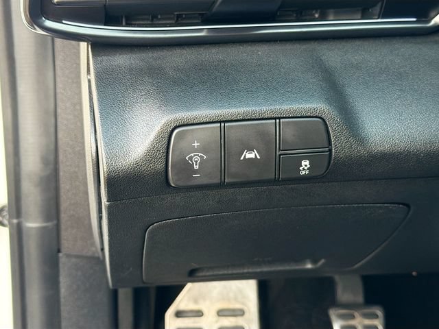 Used 2022 Hyundai Elantra N FWD image 10